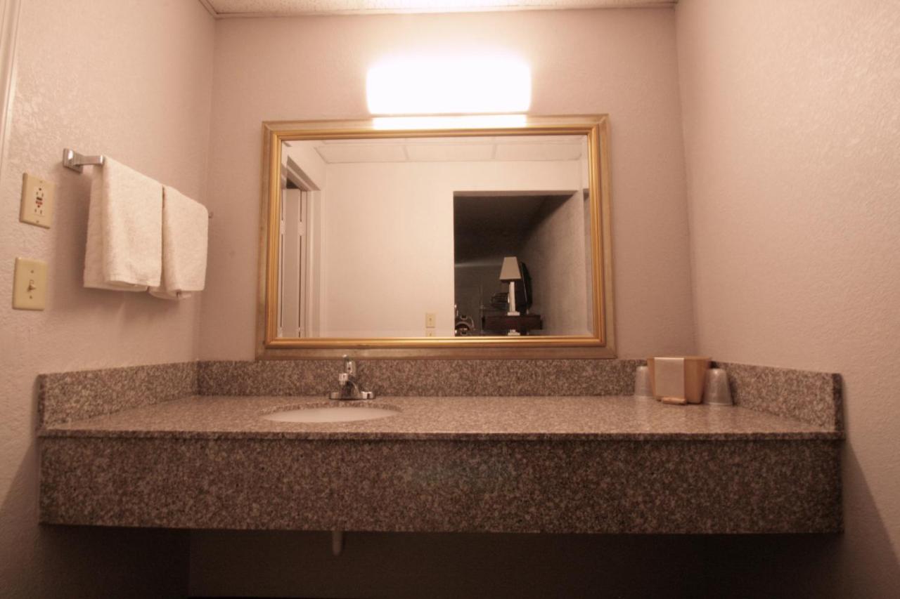 Economy Inn 하디빌 외부 사진
